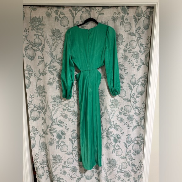 Ever New Giselle Cut-Out Satin Midi Dress US 6 - Picture 9 of 9